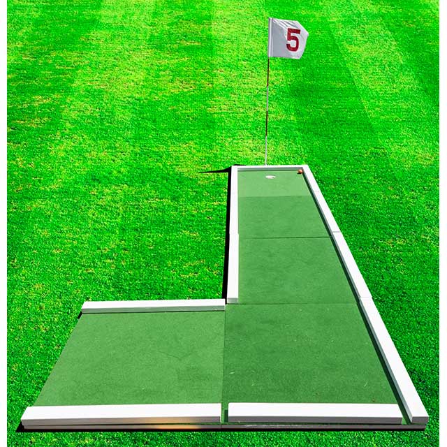 9 hole wedding putt putt rental with bride & groom image
