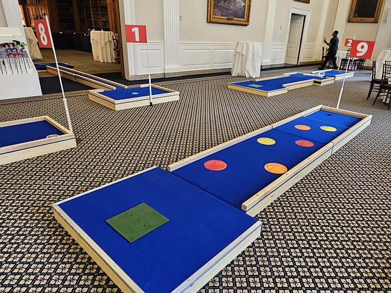 mini golf rentals image