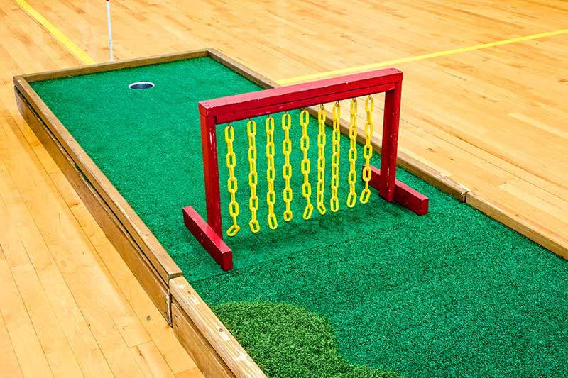 wow mini golf rental image